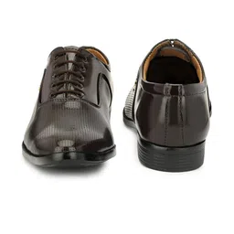 GULASS WICK Men Textured Formal Party Derbys image 5