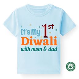 BLUSHES Diwali Theme 100% Cotton Half Sleeves Its My First Diwali With Mom & Dad Text Printed Tee - Powder Blue-picture-21