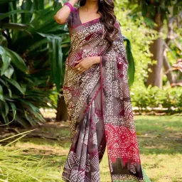 Satrani Grey Cotton Blend Printed Saree With Unstitched Blouse-image-1