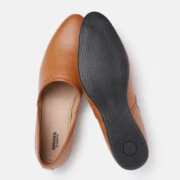 Anouk Men Tan Brown Solid Ethnic Mojaris image 5