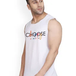 SLOWLORIS Pack Of 2 Printed Combed Cotton Gym Vests VSL26 CMB(CHS MAROON)(CHS WHITE) image 4