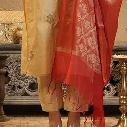 indo era Women Ethnic Motifs Embroidered Kurta with Trousers & Dupatta image 5