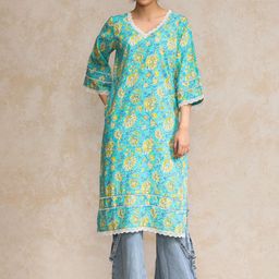 Varanga Women Floral Printed Indie Florals Kurta-picture-16