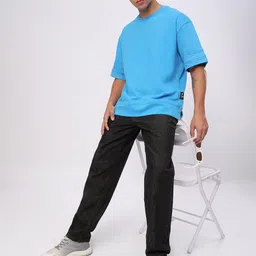 Beyoung Men Light Fade Stretchable Jeans image 5