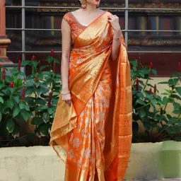 Parampara Ethnic Woven Design Pure Silk Banarasi Saree With Nemesis Blouse Piece image 3