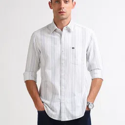 Arrow Sport Men Slim Fit Vertical Striped Spread Collar Pure Cotton Casual Shirt-image-32