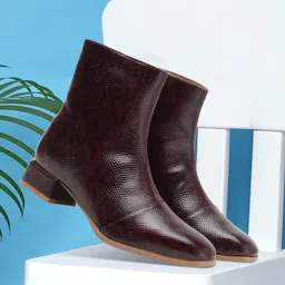 Carlton London Women Textured Block Heeled Winter Boots image 2