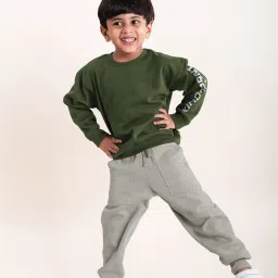 Kiddopanti Boys Green & Grey Melange Solid Full Sleeves Sweatshirt with Trackpants image 1