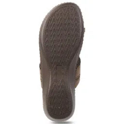 Metro Women's Brown Toe Ring Wedges image 4