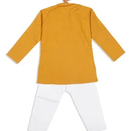VASTRAMAY SHISHU Full Sleeves Solid Kurta With Pyjama - Mustard Yellow & White image 4