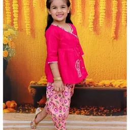 BownBee Pure Cotton Three Fourth Sleeves Lion Embroidered Top & Lions Printed Dhoti Set - Pink image 4