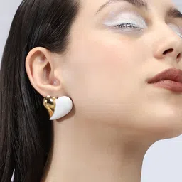 SOHI Gold-Plated Heart Shaped The Chonky-Coeur Studs image 2