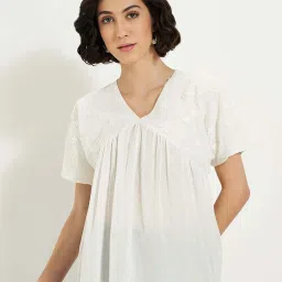 Akkriti by Pantaloons Off White Plain Tunic image 1