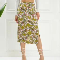 KASSUALLY Green Printed Skirt image 1