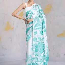 navyasa by liva Green Printed Saree With Unstitched Blouse image 1