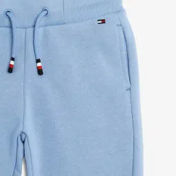 TOMMY HILFIGER Blue Boys Regular Fit Solid Mid Rise Jogger image 4
