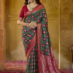 Saree Mall Green Printed Sarees With Unstitched Blouse image 1
