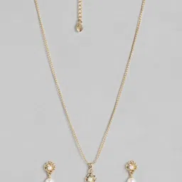 Estele Gold-Plated Flower Designed Pendant Set with Pearls for Women image 2