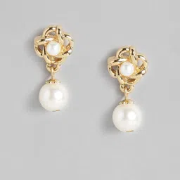 Estele Gold-Plated Flower Designed Pendant Set with Pearls for Women image 3