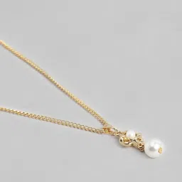 Estele Gold-Plated Flower Designed Pendant Set with Pearls for Women image 4