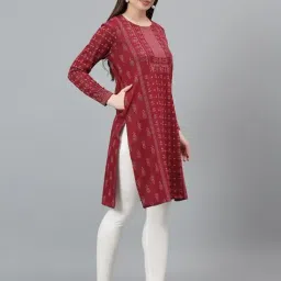 Cantabil Maroon Regular Fit Self Design Winter Kurti image 3
