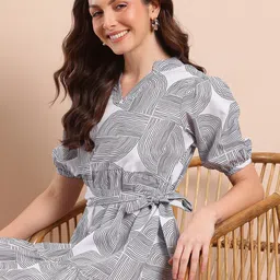 Mast & Harbour Printed Puff Sleeve Belted A-Line Dress-picture-14