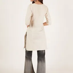 Missethic Women Ethnic Motifs Embroidered Thread Work Floral Khadi Kurta image 5