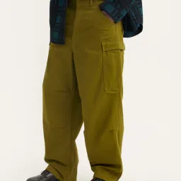 levi's Men's Olive Loose Fit Cargo Trousers image 3