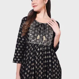 BUYNEWTREND Black Cotton Printed A Line Short Kurti image 1