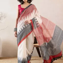 Vaamsi White Printed Saree With Unstitched Blouse image 1