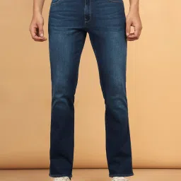 Wrangler Millard Blue Regular Fit Lightly Washed Jeans image 1