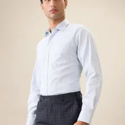 Park Avenue Green Regular Fit Checkered Formal Shirt image 4
