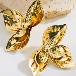 VAGHBHATT Gold-Plated Alloy Studs Earrings-picture-20