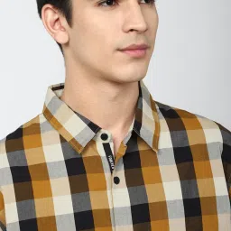 Forever 21 Multi Cotton Regular Fit Checks Shirt image 4