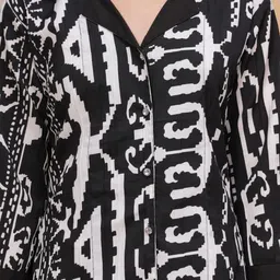 OH MI DIOS Women Print Crepe A-Line Midi Dress image 2