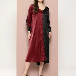 Qurvii Maroon & Black Color-Block Shirt Dress image 1