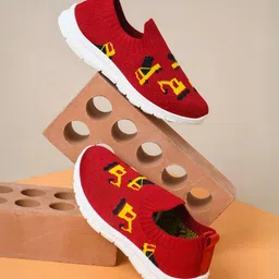 PU-PINE Kids Mesh Round Toe Slip-On Sneakers image 1