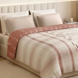 Spaces Light Blue Cotton Geometric 350 TC Double Quilt image 2