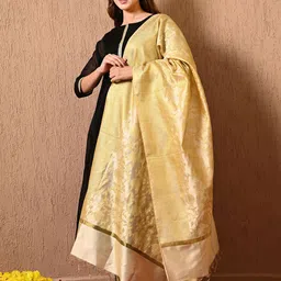 Sangria Ethnic Motifs Banarasi Dupatta image 4