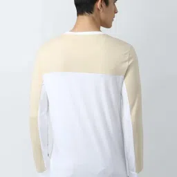 Forever 21 White & Beige Cotton Regular Fit Colour Block T-Shirt image 2