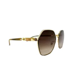 ZAADRAN Unisex Wayfarer Sunglasses with Polarised and UV Protected Lens-picture-28