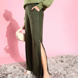 Style Quotient Green Regular Fit Elasticated Pants image 3