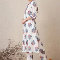 Indo Era Printed V-Neck Pure Cotton Tunic With Trouser image 4