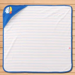 Babyhug Terry Knit Hooded Towel With Shark Patch L 76.2 x B 76.2 cm - Blue image 3