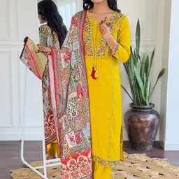 Siya Fashion Women Ethnic Motifs Embroidered Regular Kurta with Trousers & Dupatta image 3