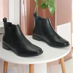 Elle Women's Black Chelsea Boots-picture-37