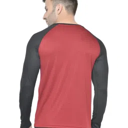 Chkokko Red & Black Regular Fit Colour Block Sports T-Shirt image 2