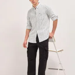 The Bear House White Cotton Textured Regular Fit Shirt image 4