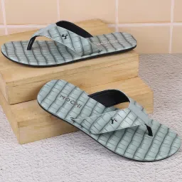 Mochi Men's Green Thong Sandals image 1