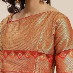 Blissta Green & Red Woven Saree With Unstitched Blouse image 3